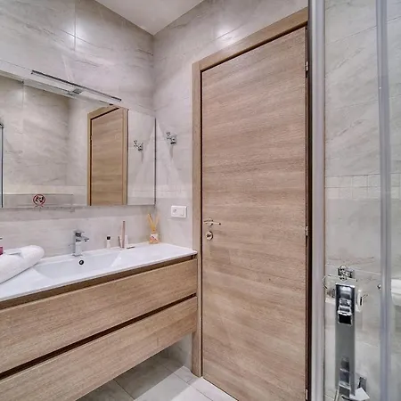 Ref 1477 - For Rent Apartment Cannes